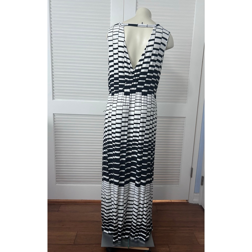 Lane Bryant Maxi Dress Black White Geometric Faux Wrap 14/16 Stretch - Picture 6 of 12